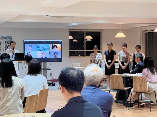 Activity Results Slide aboutus-c